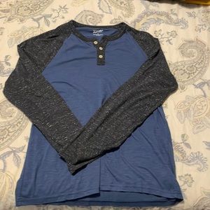 Buttons down Hensley size L